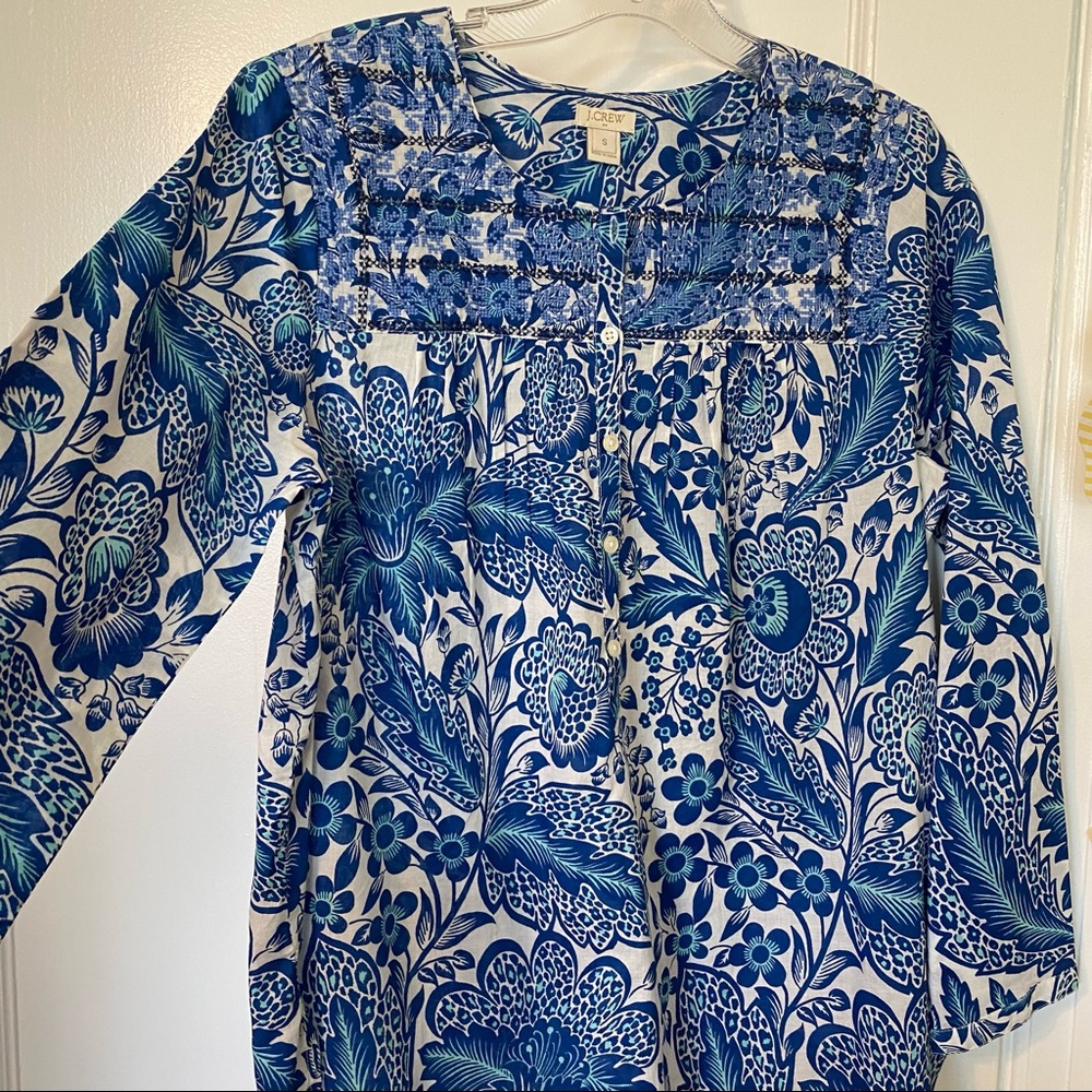 J.Crew Blue White Floral Tunic Top Boho Coastal Lightweight Blouse Small